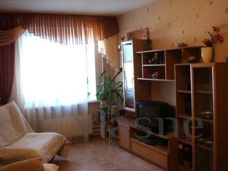 I rent 2 - uh bedroom apartment close to the center, with Wi