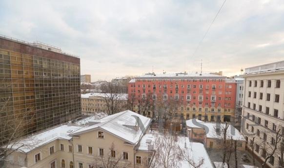 3 Apartment, 80 m², Moscow - apartment by the day