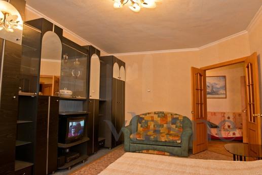 Very large ODNEZHKA! CENTRAL Ryn!, Novosibirsk - apartment by the day