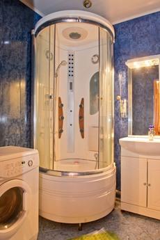 Very large ODNEZHKA! CENTRAL Ryn!, Novosibirsk - apartment by the day