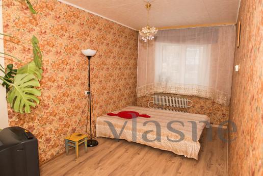 Metro Red prospectus Separate rooms good repair, room has ev