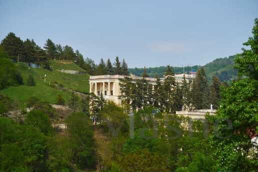 House in the park on Piketny, Kislovodsk - apartment by the day