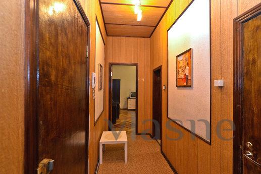 apartment with balcony., Saint Petersburg - apartment by the day