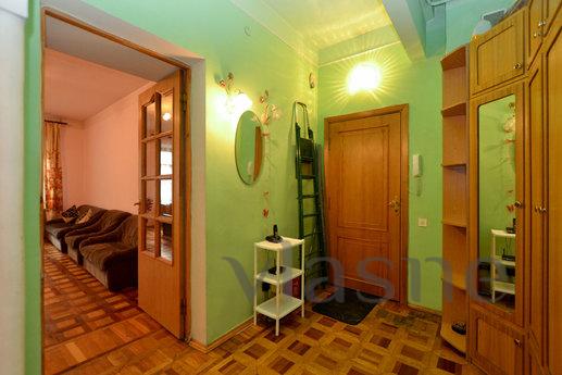 Apartment for a big company., Saint Petersburg - apartment by the day