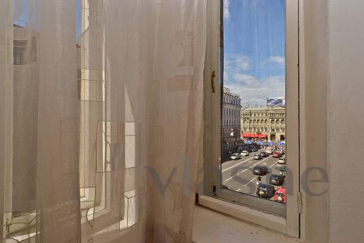 The apartment is on the intersection of, Saint Petersburg - apartment by the day