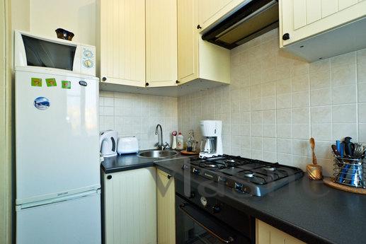 Apartment with designer repair., Saint Petersburg - apartment by the day