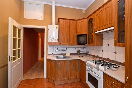 The apartment is in a contemporary style, Saint Petersburg - apartment by the day