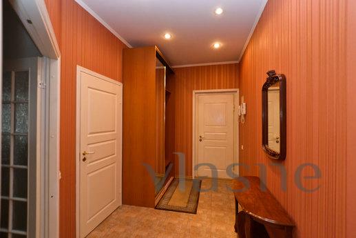 The apartment is in a contemporary style, Saint Petersburg - apartment by the day