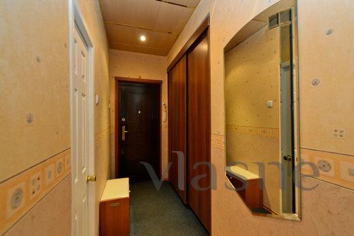 The apartment is in the center of center, Saint Petersburg - apartment by the day