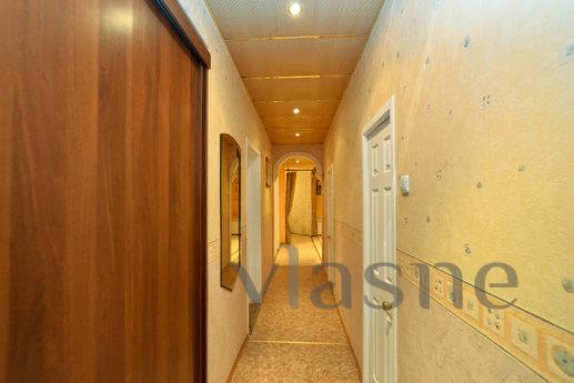 The apartment is in the center of center, Saint Petersburg - apartment by the day