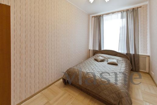 Apartment with Jacuzzi, Saint Petersburg - apartment by the day