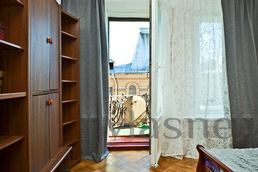 The apartment with balcony for 16 people, Saint Petersburg - apartment by the day