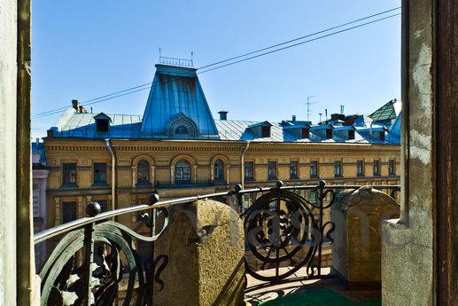 The apartment with balcony for 16 people, Saint Petersburg - apartment by the day