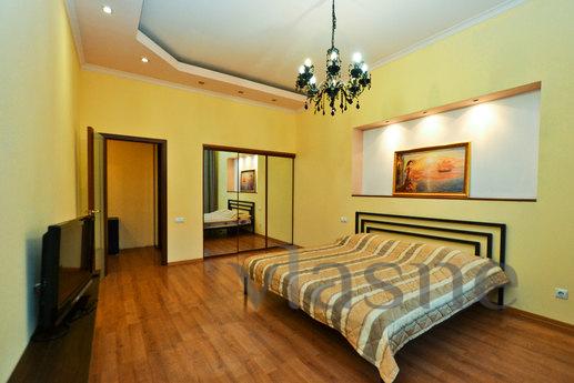Comfortable apartment in the heart, Saint Petersburg - apartment by the day