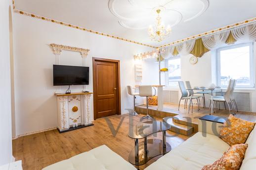 Apartment for rent in the city center. Fresh Author's repair