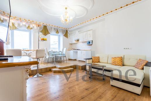Author's apartment overlooking the c, Saint Petersburg - apartment by the day