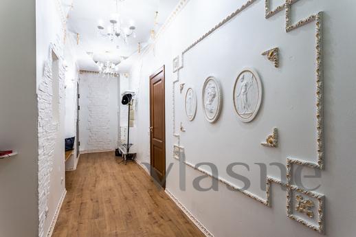 Author's apartment overlooking the c, Saint Petersburg - apartment by the day