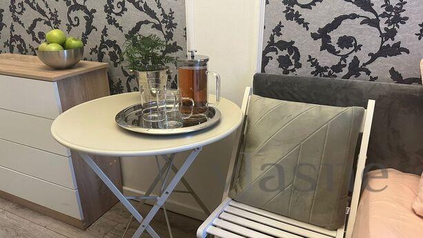Studio with kitchen! Ideal for two, Saint Petersburg - apartment by the day
