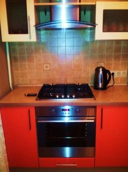 Cozy apartment, FREE !!! WI-FI Cozy apartment, FREE !!! WI-FI, Saratov - apartment by the day