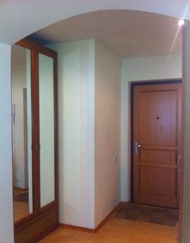 Comforts of home 5 minutes from the metr, Novosibirsk - apartment by the day