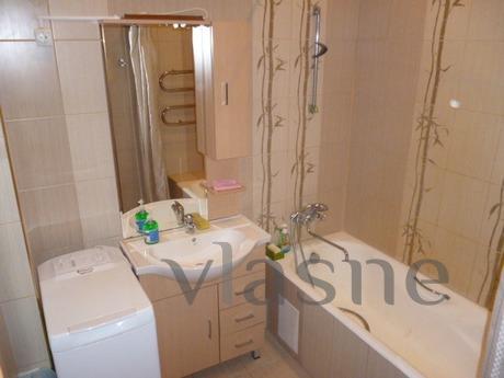 Comforts of home 5 minutes from the metr, Novosibirsk - apartment by the day