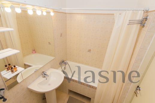 Spacious 3 apartment with two bathrooms, Moscow - apartment by the day
