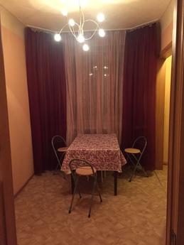3BR apartment from center, Novosibirsk - apartment by the day