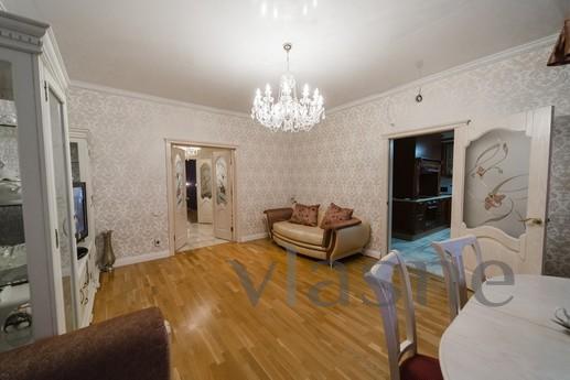 Three bedroom apartment, Komsomolskaya, Orenburg - apartment by the day