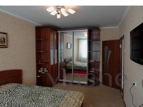 From metro Zhulebino 1 min walk. Cozy 2 bedroom apartment at