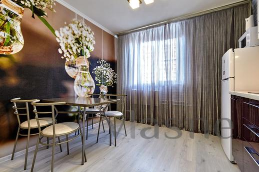 Apartment for Rent in Red Square., Krasnodar - apartment by the day