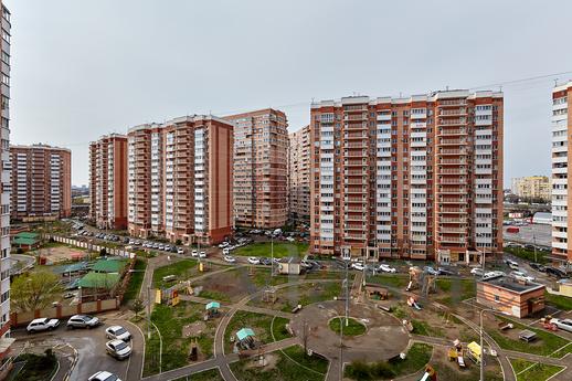 Cozy and clean apartment, Krasnodar - apartment by the day