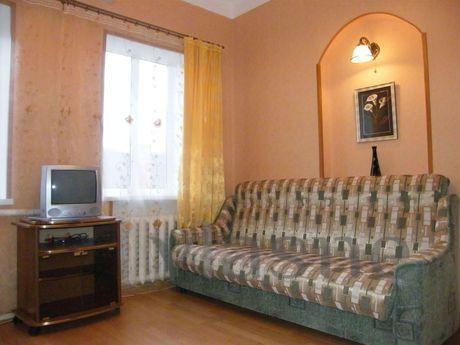 2 bedroom apartment for rent, Krasnodar - apartment by the day