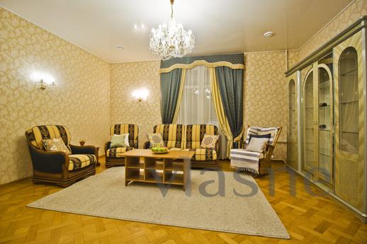 -Comfortable accommodation for up to 8 guests; -7 minutes to