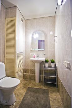 Daily Sadovaya-Chernogryazskaya St., 13 , Moscow - apartment by the day