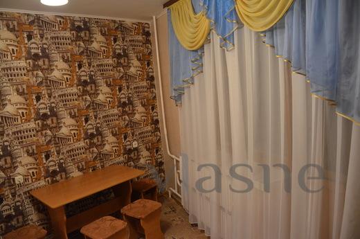 Clean and cozy flat, round the clock, Voronezh - apartment by the day