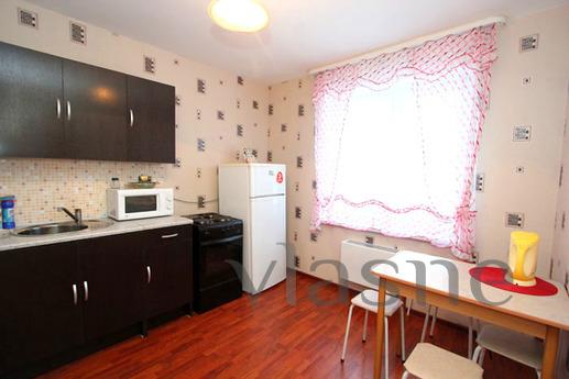 One bedroom apartment for rent, Yekaterinburg - apartment by the day