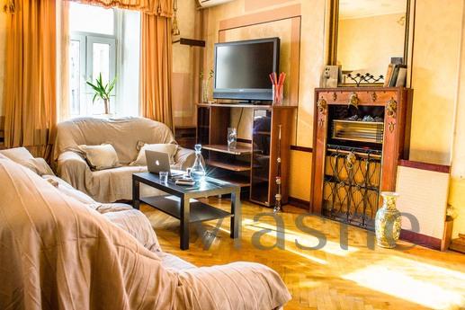 We are pleased to surrender a large and comfortable apartmen