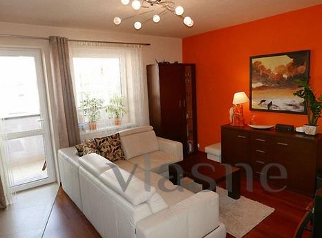 Nice 2 bedroom apartment, close to the historical center of 