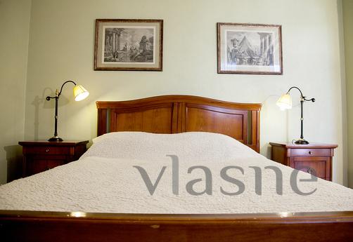 Daily Bolshoi Golovin Lane, 2, Moscow - apartment by the day