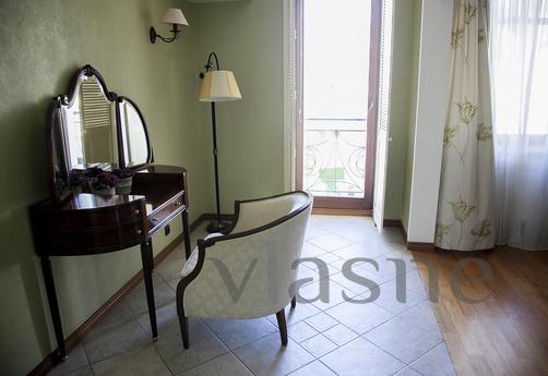 Daily Bolshoi Golovin Lane, 2, Moscow - apartment by the day