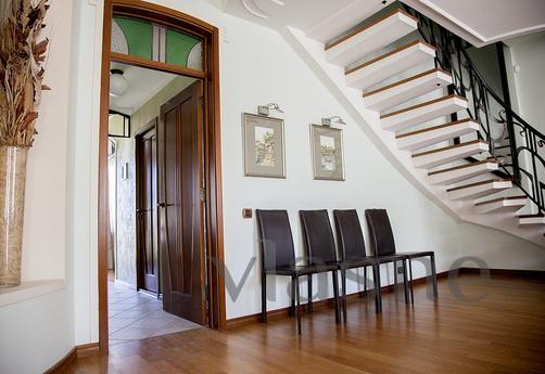 Daily Bolshoi Golovin Lane, 2, Moscow - apartment by the day
