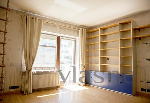 Daily Bolshoi Golovin Lane, 2, Moscow - apartment by the day