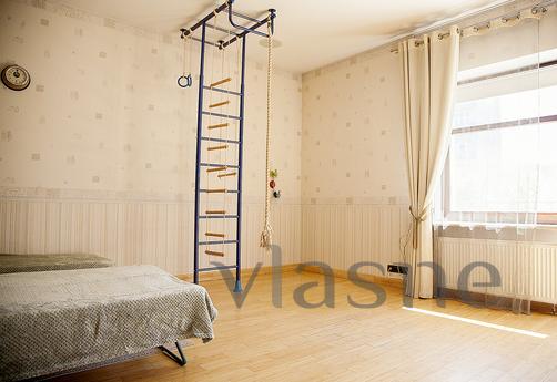Daily Bolshoi Golovin Lane, 2, Moscow - apartment by the day