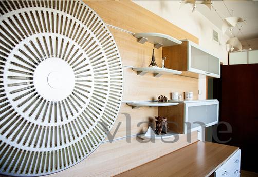 Daily Bolshoi Golovin Lane, 2, Moscow - apartment by the day