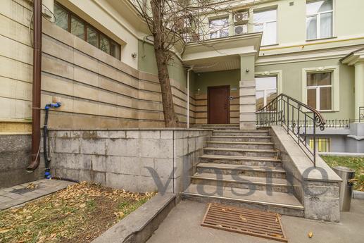 Daily Arbat, 9s2, Moscow - apartment by the day