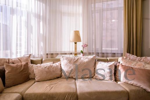 Daily Kutuzov Avenue, 18, Moscow - apartment by the day