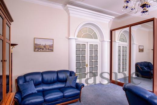 Daily Kutuzov Avenue, 18, Moscow - apartment by the day