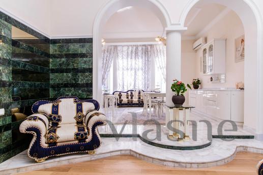 Daily Kutuzov Avenue, 18, Moscow - apartment by the day