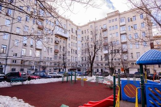 Daily Kutuzov Avenue, 18, Moscow - apartment by the day