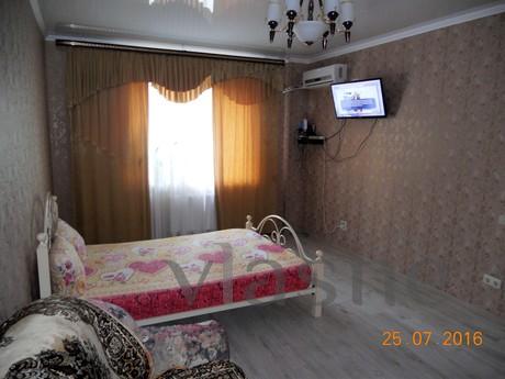 Rent 1 room apartment. Selezneva Street 4B. Price 1300r .Tri